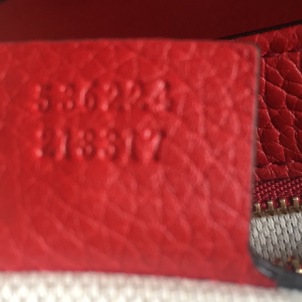 Gucci 💯 authentic, gold chain crossbody NWT - Picture 5 of 8
